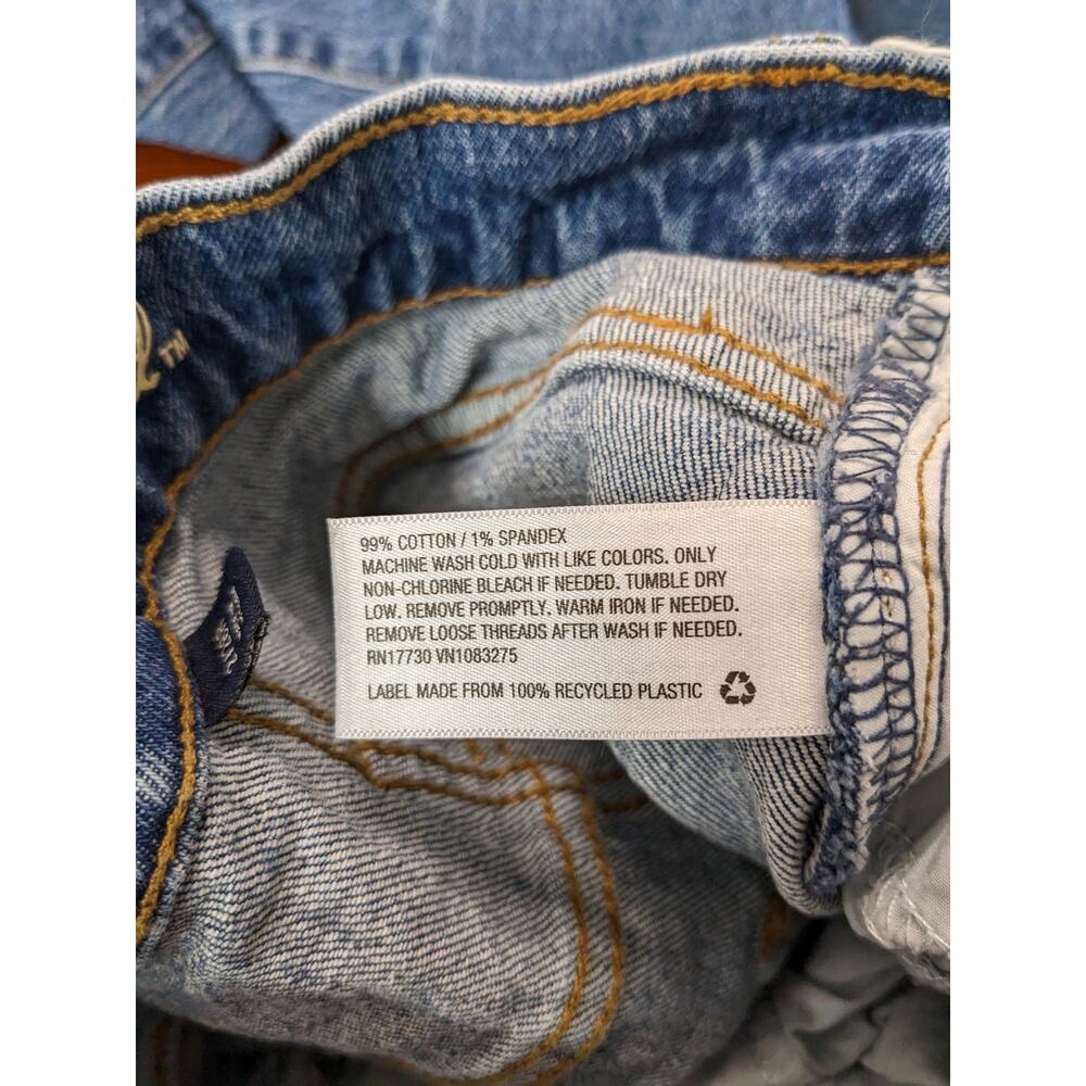 Universal Thread Straight Leg Jeans 2/26R Light Wash Distressed High Rise Ripped - Picture 4 of 10